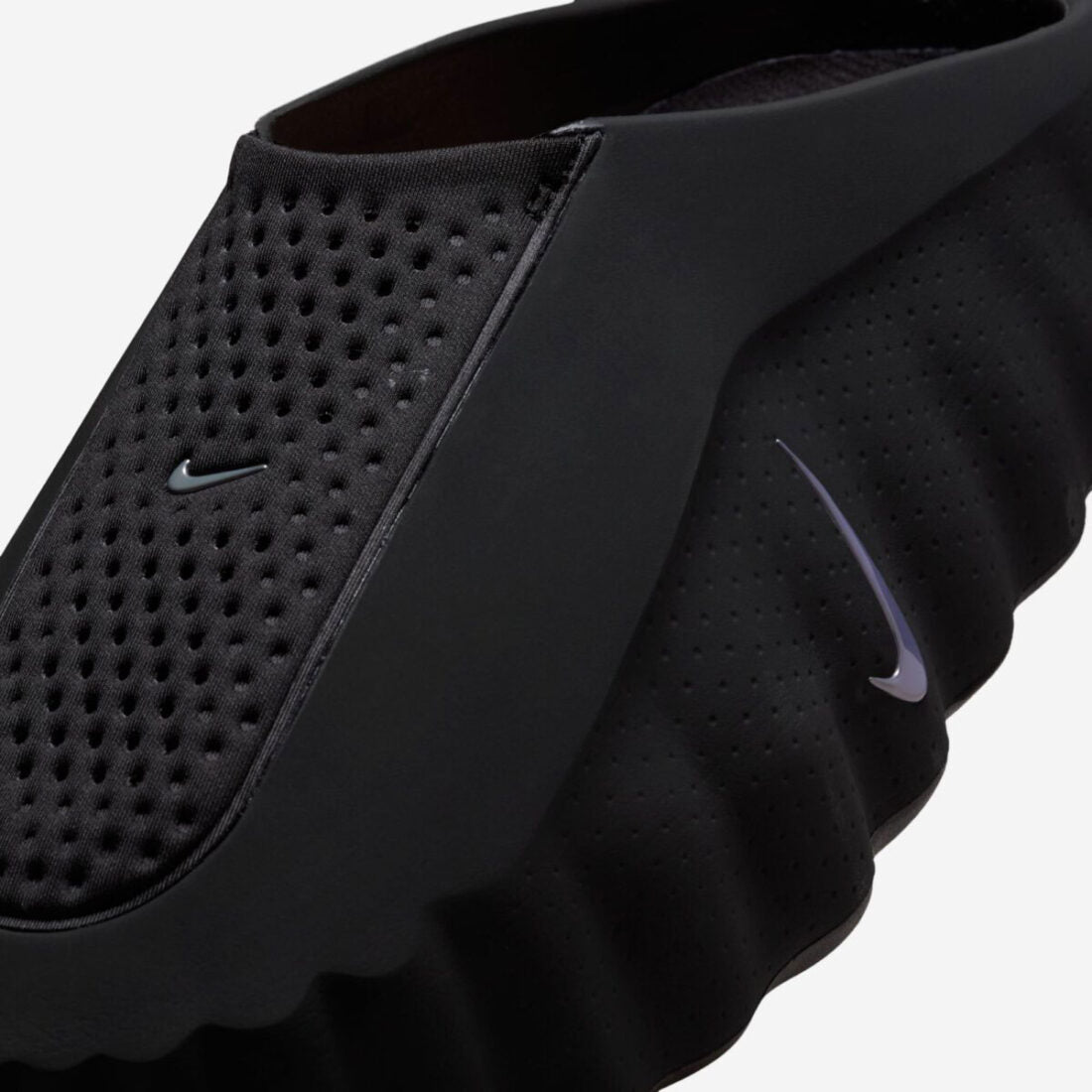 Nike Mind 001 – Black Hyper Crimson